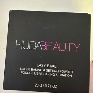 Huda Beauty Easy Bake — Sugar Cookie